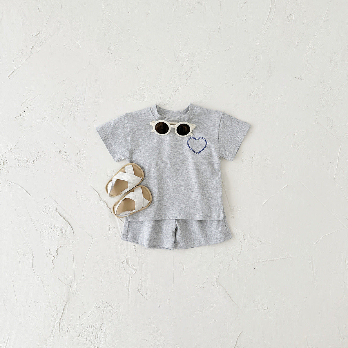 Heart Print Baby Outfit – 2-Piece Set for Girls