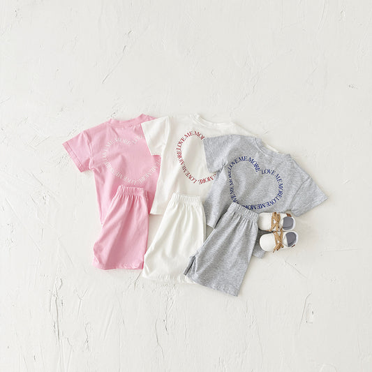 Heart Print Baby Outfit – 2-Piece Set for Girls
